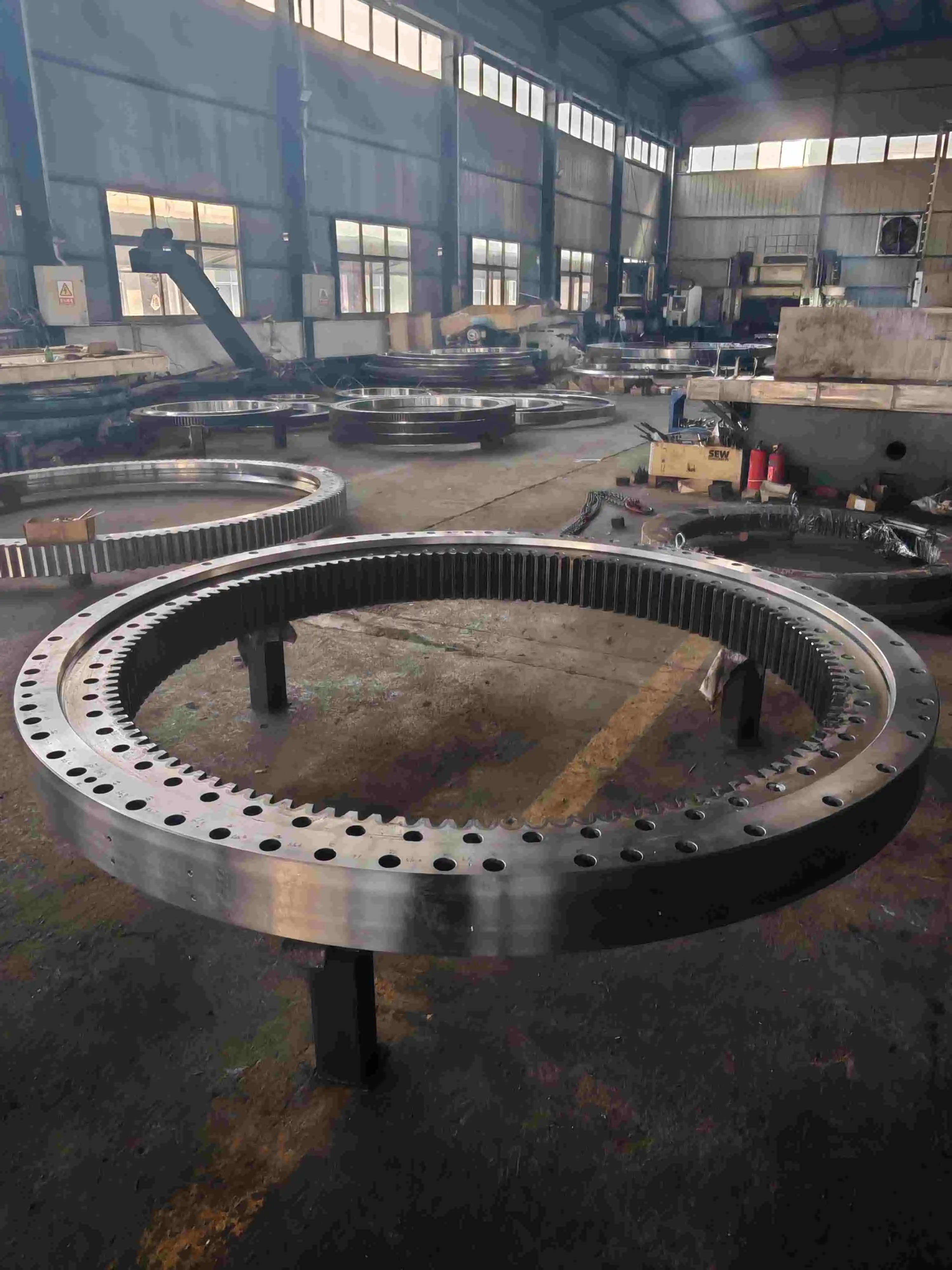 crossed roller internal gear bearing