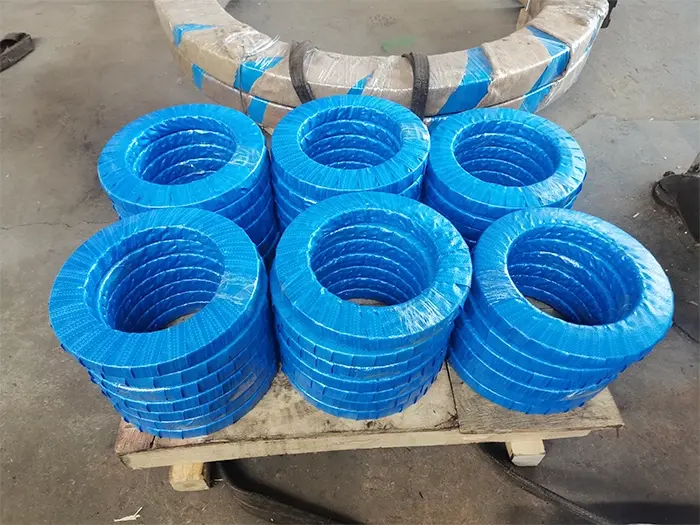 Crane Slewing Ring packing