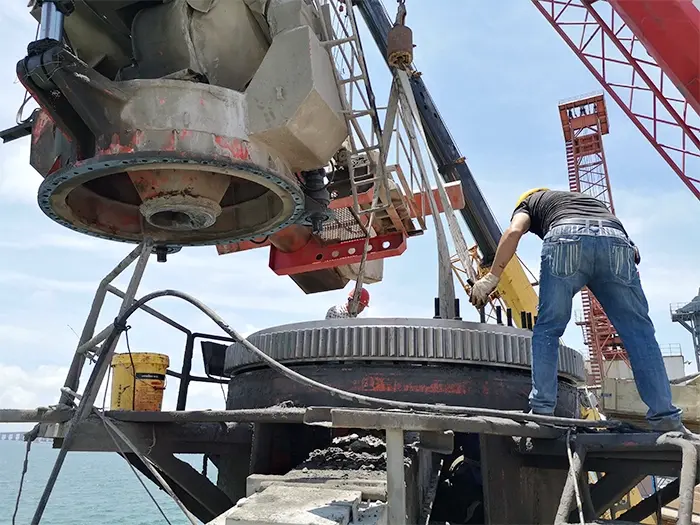 Slewing Bearing With Pinion installation