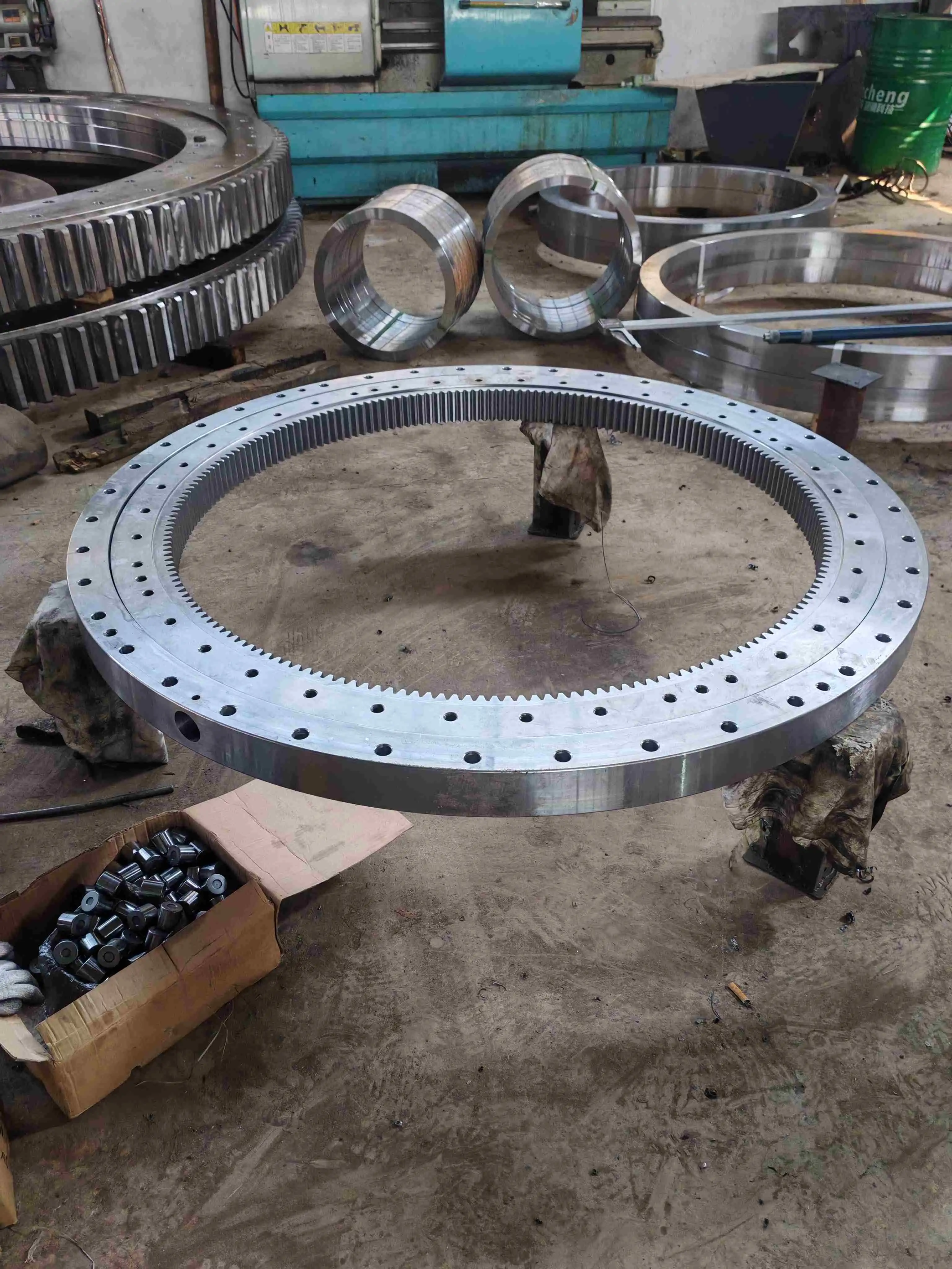 excavator internal gear slew ring manufacturer