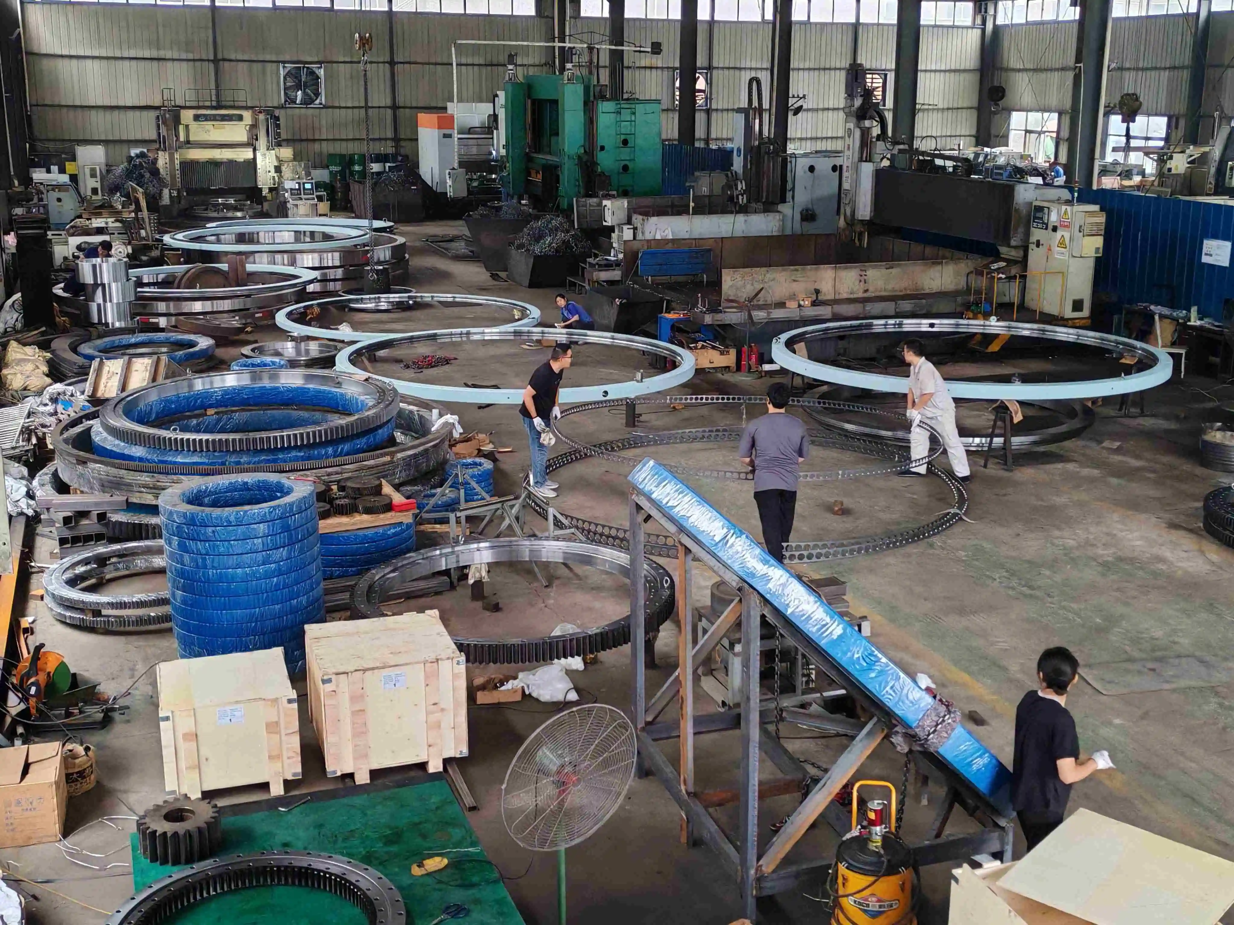 Tower Crane Slewing Bearing manufacturer