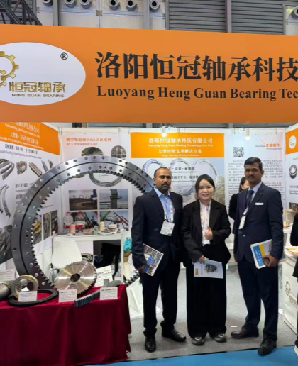 Luoyang Hengguan Bearing shines at the 2025 China International Maritime Exhibition, igniting the exhibition with its cutting-edge products.